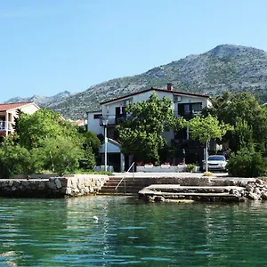 navštívit hotel